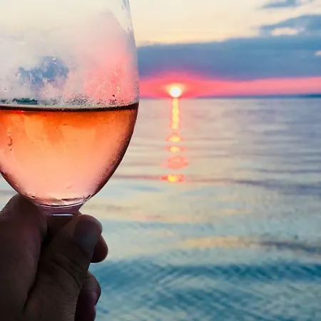 Ferien-apartment Auenwald - Mit Priv Strandzugang Lägenhet